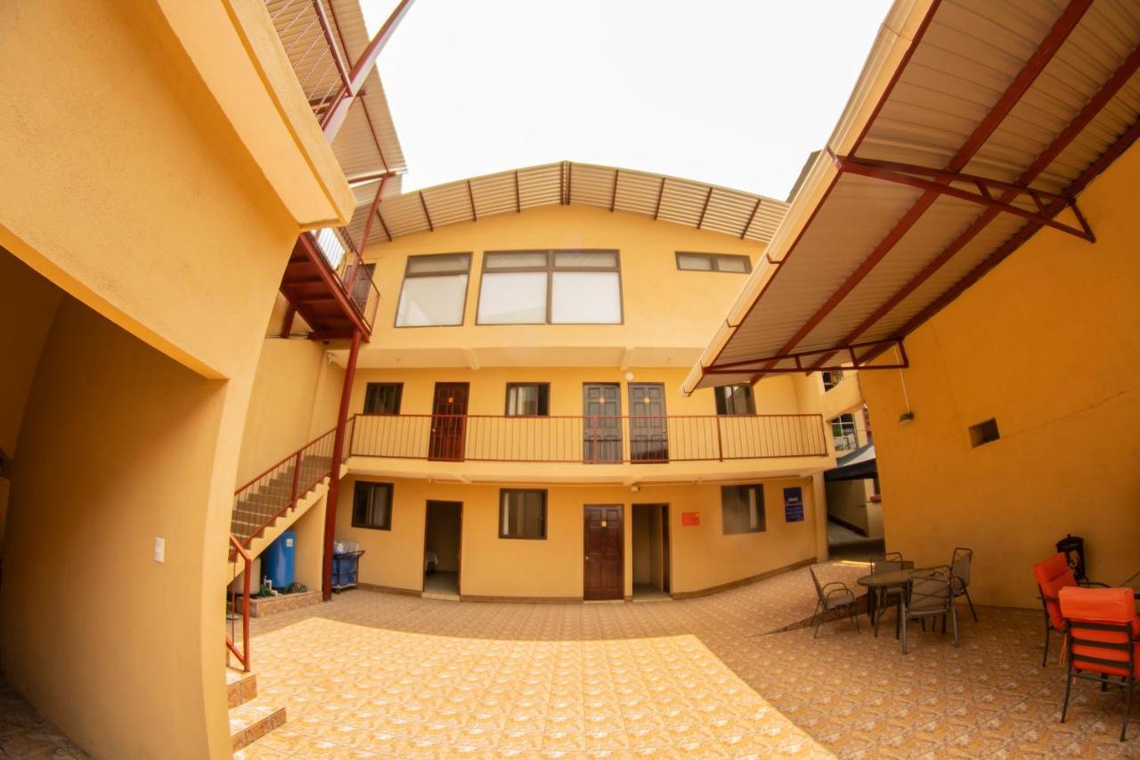 Euro Hostal Гватемала Экстерьер фото